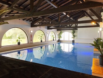 Europa Gatwick Hotel & Spa