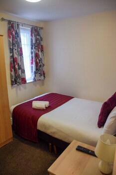 Europa Gatwick Hotel & Spa