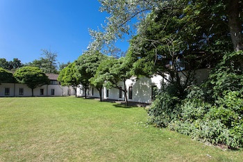 Europa Gatwick Hotel & Spa