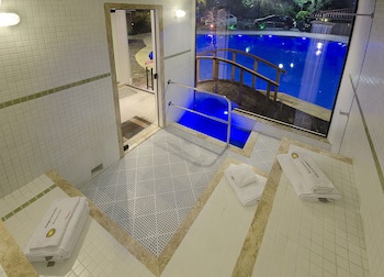 Angra Boutique Hotel