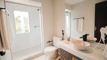 Angra Boutique Hotel