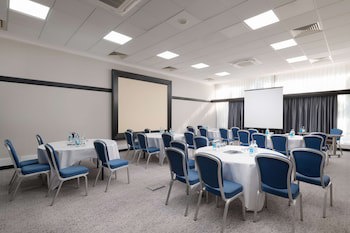 Hilton London Gatwick Airport