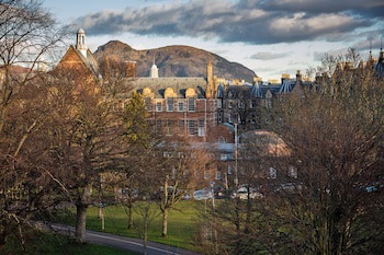 Bruntsfield Hotel
