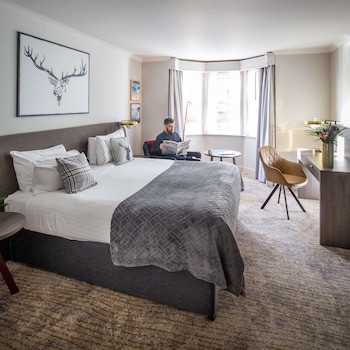Bruntsfield Hotel