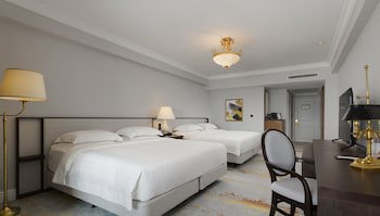 Grand Hi Lai Hotel