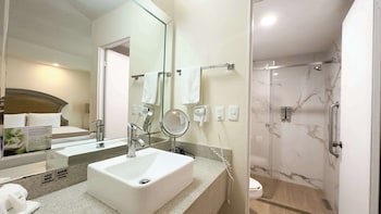 Best Western Plus Monterrey Colon