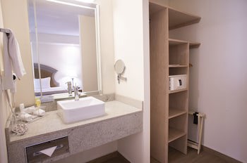 Best Western Plus Monterrey Colon