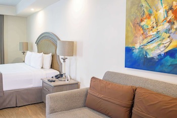 Best Western Plus Monterrey Colon