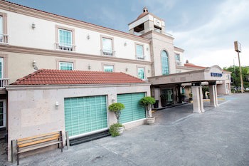 Best Western Plus Monterrey Colon