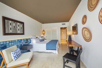 Dreams Jardin Tropical Resort & Spa