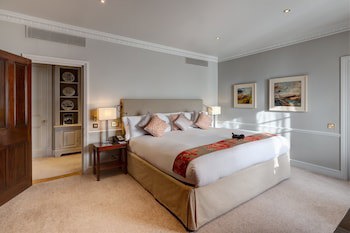 Dukes London