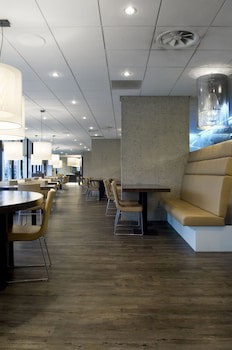 Doubletree By Hilton Rotterdam Centre