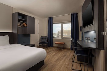 Doubletree By Hilton Rotterdam Centre