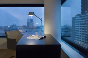 Doubletree By Hilton Rotterdam Centre