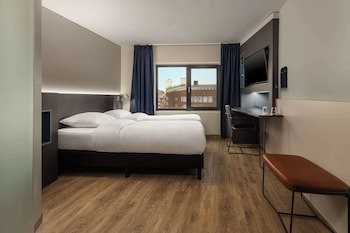 Doubletree By Hilton Rotterdam Centre