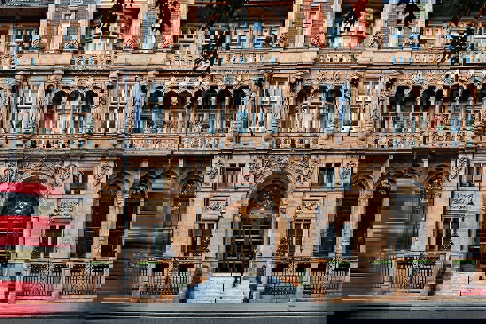 Kimpton Fitzroy London by IHG