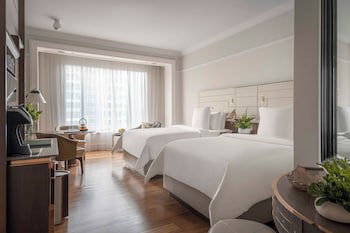 Four Seasons Hotel Singapore
