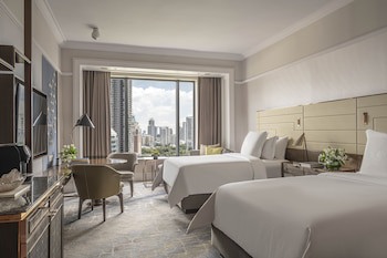 Four Seasons Hotel Singapore