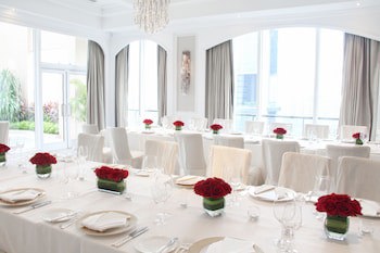Four Seasons Hotel Singapore