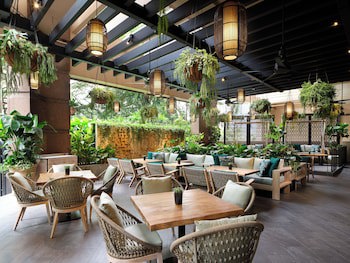 Four Seasons Hotel Singapore