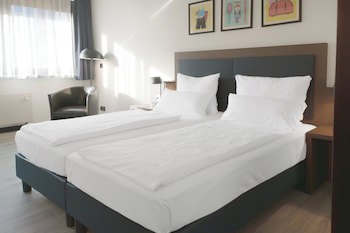Garner Hotel Frankfurt Palmengarten by IHG galeri fotoğrafı