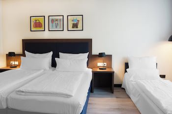 Garner Hotel Frankfurt Palmengarten by IHG galeri fotoğrafı