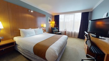 Holiday Inn Milton Keynes - Central, An Ihg Hotel