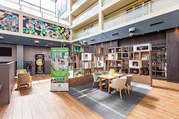 Holiday Inn Milton Keynes - Central, An Ihg Hotel