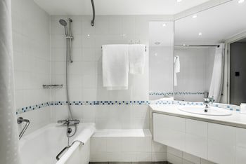 Holiday Inn Milton Keynes - Central, An Ihg Hotel