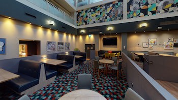 Holiday Inn Milton Keynes - Central, An Ihg Hotel