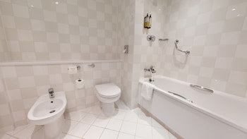 Holiday Inn Milton Keynes - Central, An Ihg Hotel