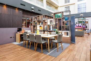 Holiday Inn Milton Keynes - Central, An Ihg Hotel