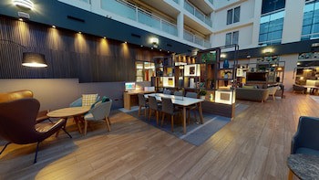 Holiday Inn Milton Keynes - Central, An Ihg Hotel