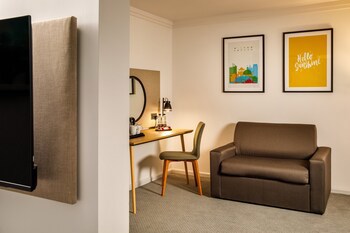 Holiday Inn Milton Keynes - Central, An Ihg Hotel
