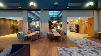 Holiday Inn Milton Keynes - Central, An Ihg Hotel