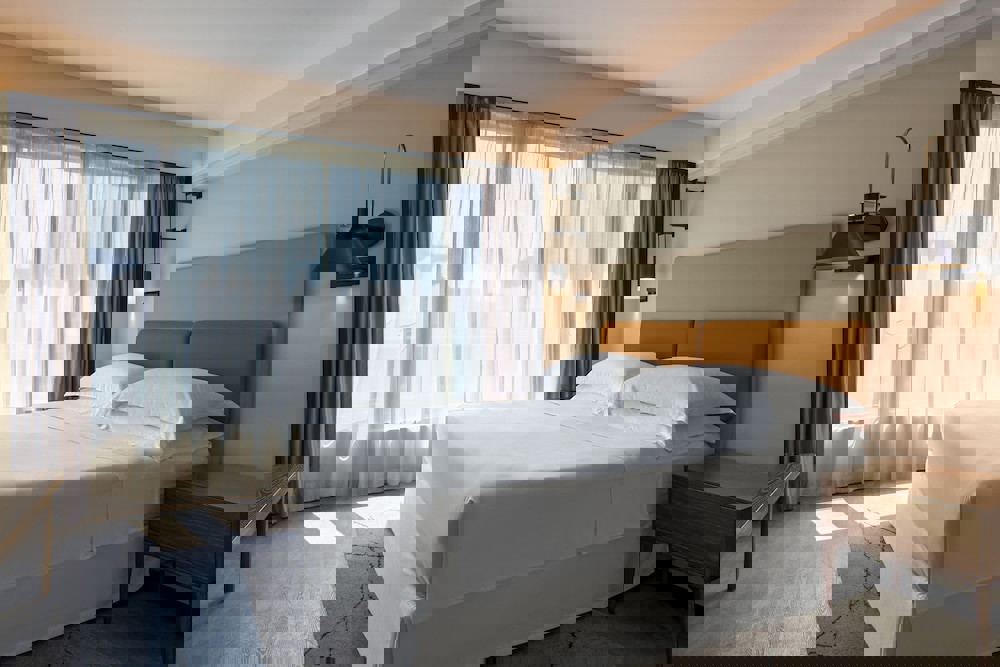 Sheraton Hong Kong Hotel & Towers