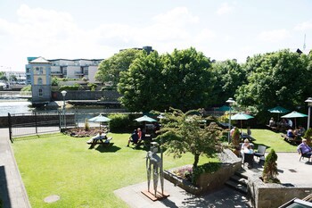 Leonardo Hotel Galway