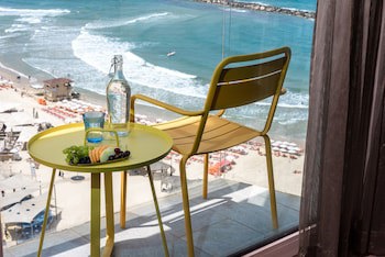 Crowne Plaza Tel Aviv Beach, An Ihg Hotel