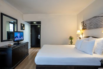 Crowne Plaza Tel Aviv Beach, An Ihg Hotel