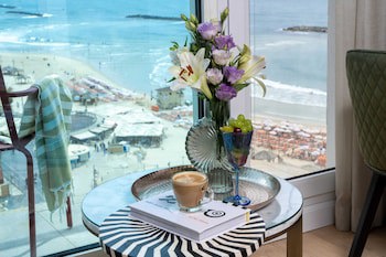 Crowne Plaza Tel Aviv Beach, An Ihg Hotel