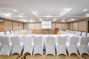 Crowne Plaza Tel Aviv Beach, An Ihg Hotel