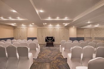 Crowne Plaza Tel Aviv Beach, An Ihg Hotel