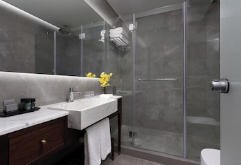 Crowne Plaza Tel Aviv Beach, An Ihg Hotel