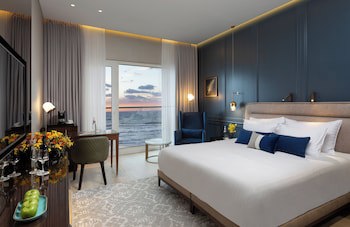 Crowne Plaza Tel Aviv Beach, An Ihg Hotel