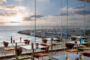 Crowne Plaza Tel Aviv Beach, An Ihg Hotel