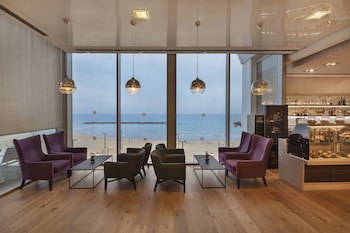 Crowne Plaza Tel Aviv Beach, An Ihg Hotel