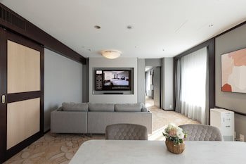 Ana Crowne Plaza Sapporo, An Ihg Hotel