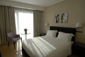 Athens Gate Hotel