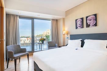Athens Gate Hotel