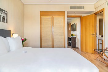 Athens Gate Hotel